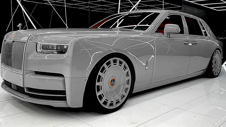 2025 Rolls Royce Phantom – Hyper Luxury Features!