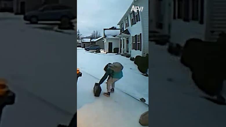 Just slidin’ on down to school π
#afv #funny #shorts
