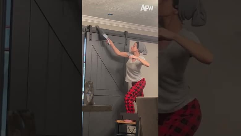 This is gonna bug her for a while π
#afv #funny #shorts