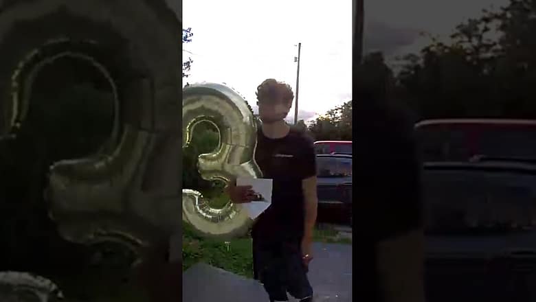 32 going on 3 π
#afv #happybirthday #funnyvideos #shorts
