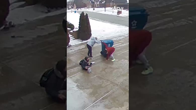 It’s just one of those days π
#afv #caughtoncamera #funny #shorts