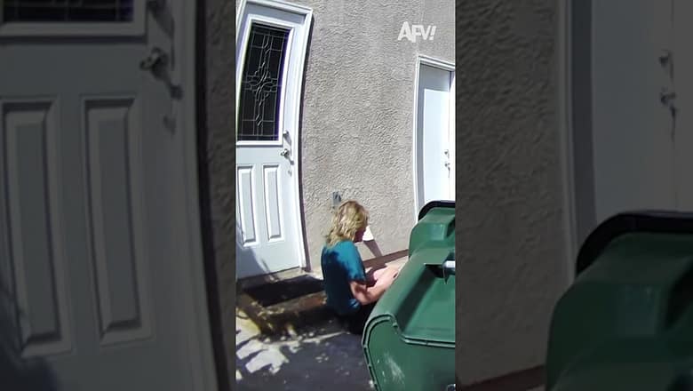 Trash day was a trash day π£ #afv #fail #funnyvideos #shorts