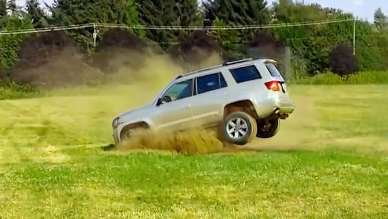 Crazy Car FAILS! π₯ Ultimate Car Fails Compilation