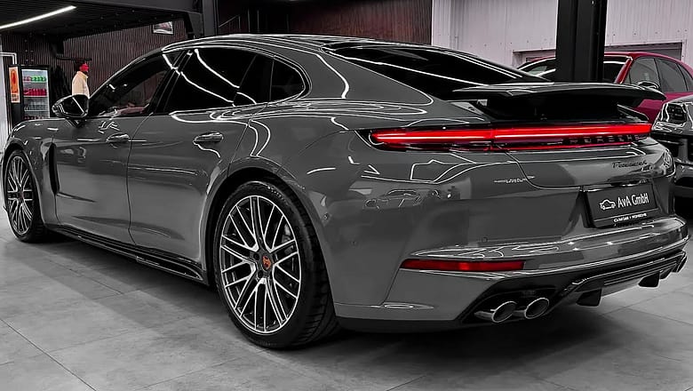 2025 Porsche Panamera 4 – Sound, Interior and Exterior Details
