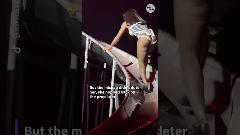 Talk about a bounce back: Watch rapper Doechii laugh off on-stage tumble
