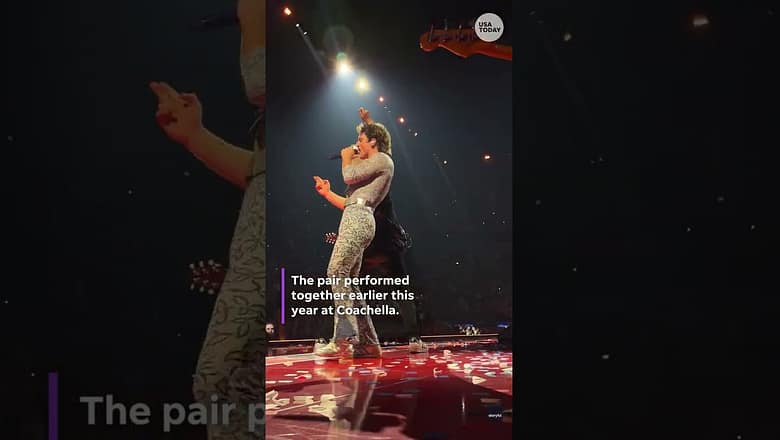 Watch legendary guitarist perform Queen classic with Benson Boone