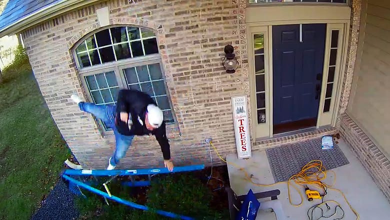 BEST Christmas Fails of 2025! πFunny Holiday Videos Caught on Camera