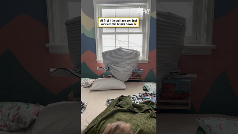 At first I thought my son just knocked the blinds down π€¦ββοΈ