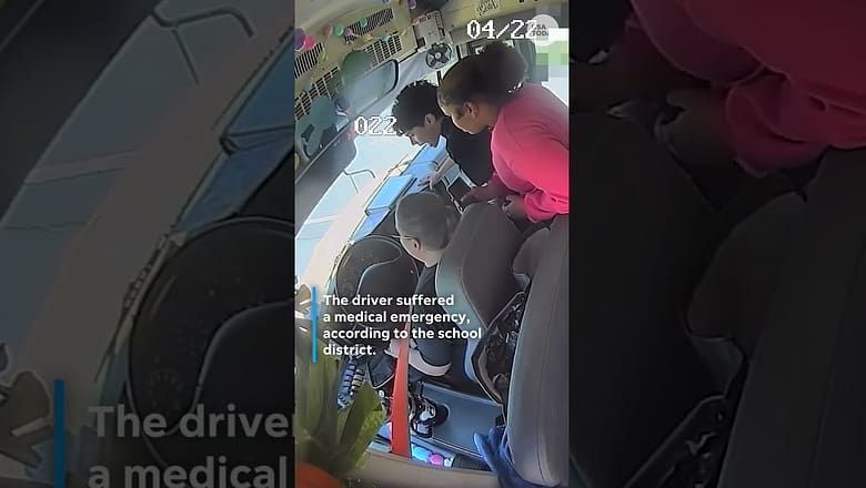 Quick‑thinking middle schoolers help bus driver in medical emergency