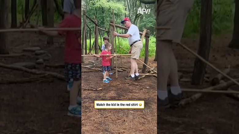 Watch the kid in the red shirt π€£